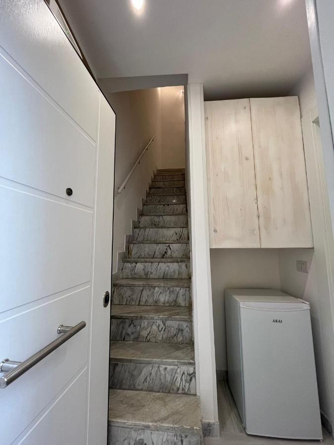 Aura B&B Барі Екстер'єр фото