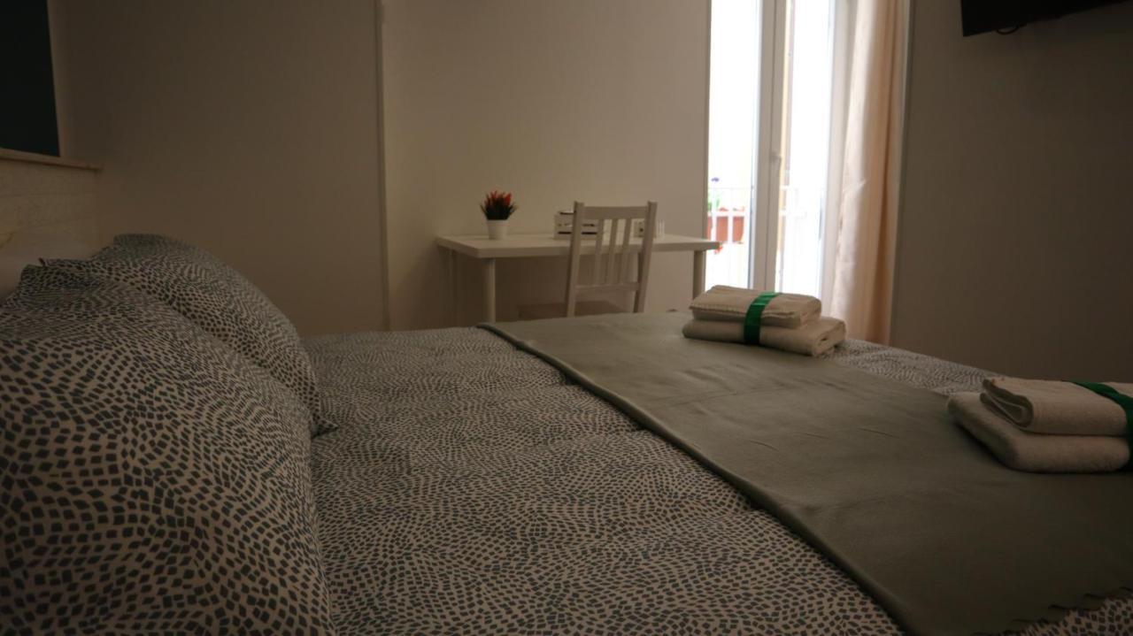 Aura B&B Барі Екстер'єр фото