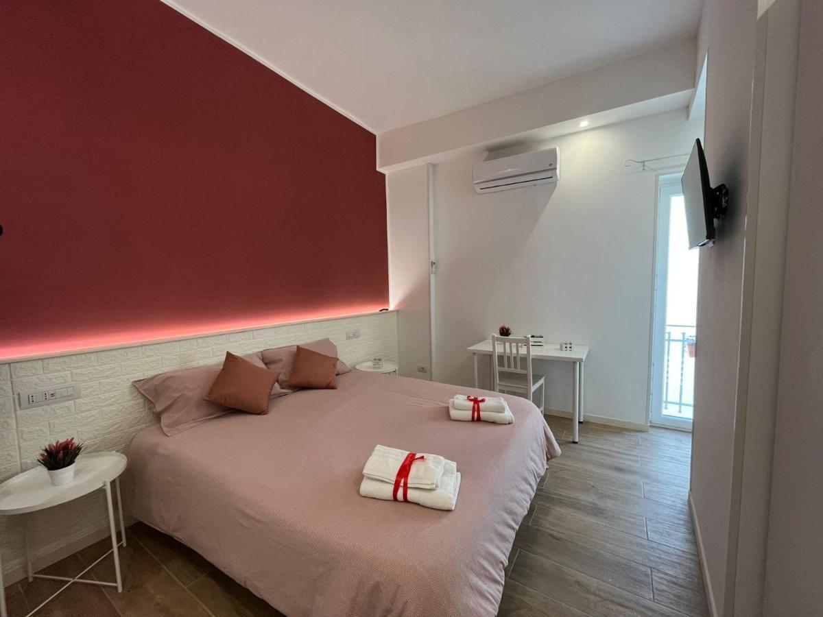 Aura B&B Барі Екстер'єр фото