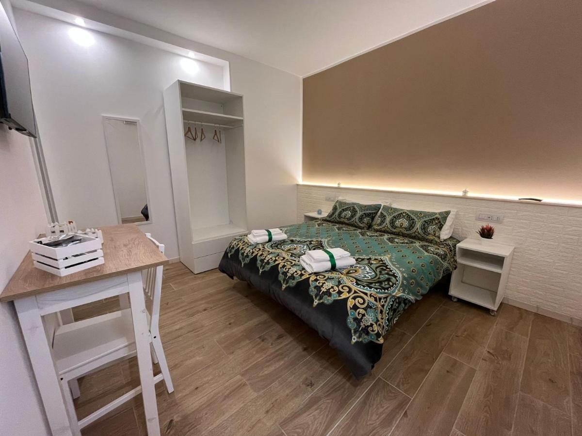 Aura B&B Барі Екстер'єр фото