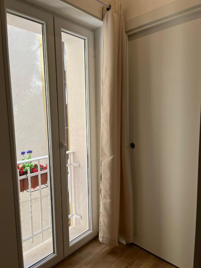 Aura B&B Барі Екстер'єр фото