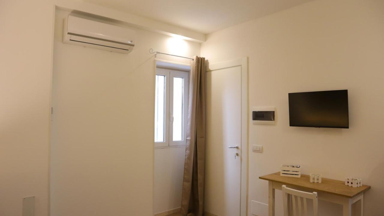 Aura B&B Барі Екстер'єр фото