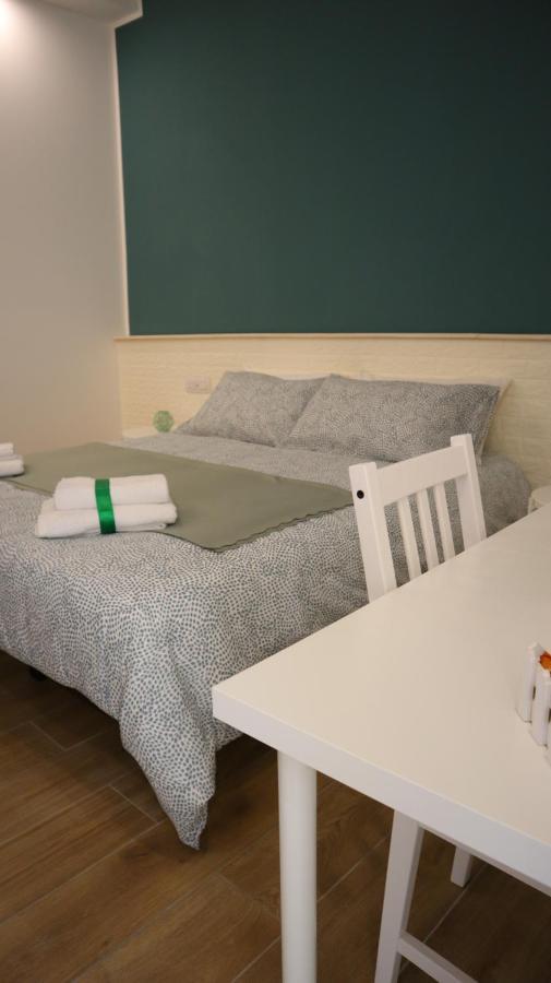 Aura B&B Барі Екстер'єр фото