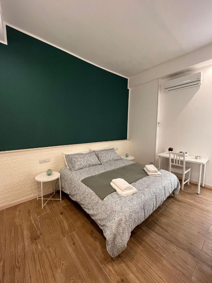 Aura B&B Барі Екстер'єр фото